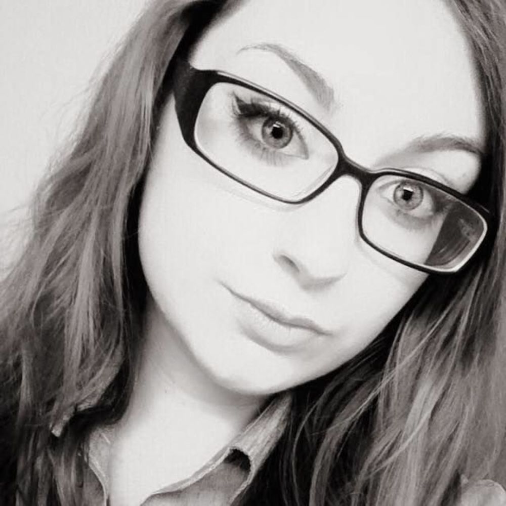 Meet your Posher, Destinee